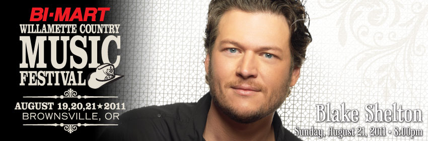 Blake Shelton at the Bi-Mart Willamette Country Music Festival